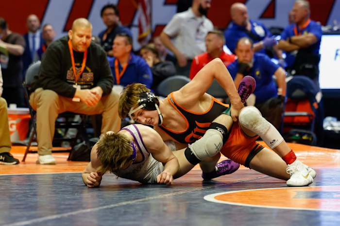 Illinois state wrestling championships February 18 2023 Nate Latsch 15451